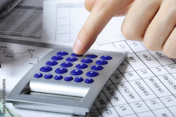 Fototapeta wyliczanie podatku