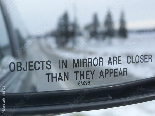 Obraz objects in mirror