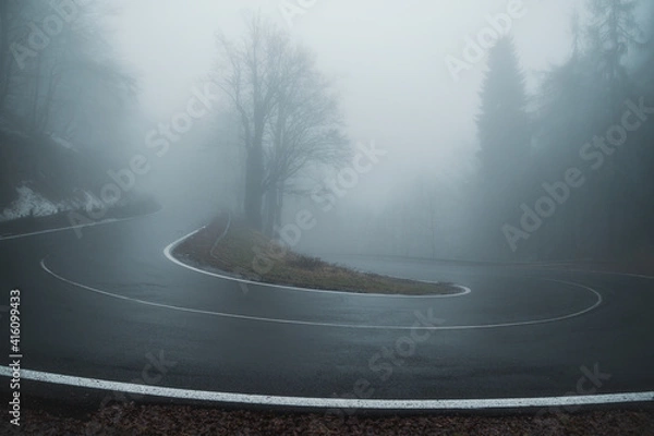Obraz road in fog