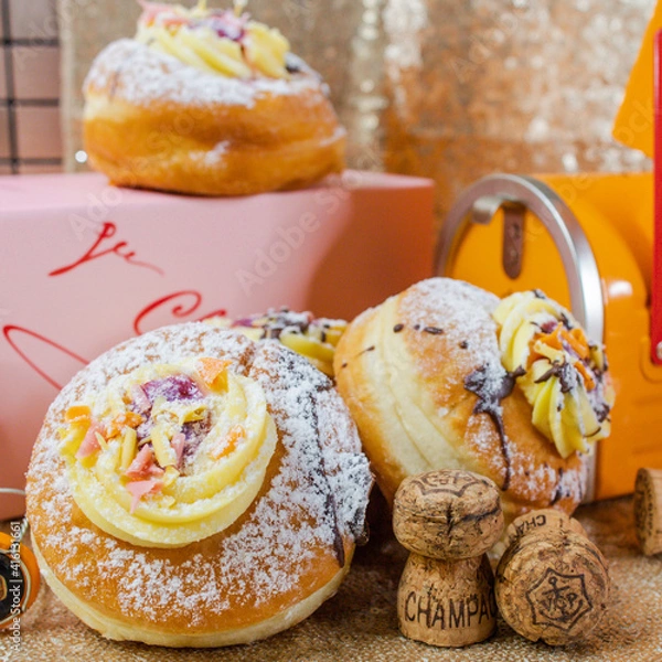 Obraz Champagne Donuts