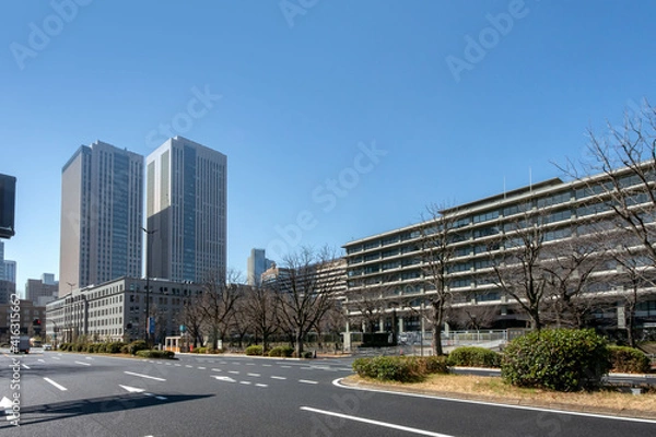 Obraz 外務省と財務省