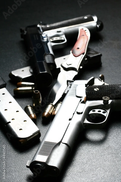 Obraz pistols and blade
