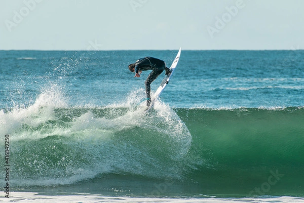 Obraz surfing the waves