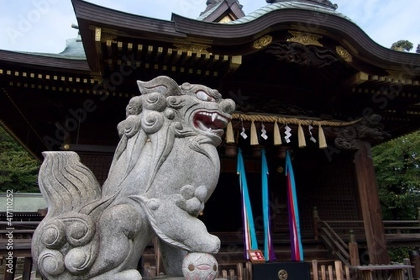 Fototapeta 狛犬と拝殿