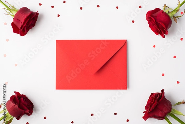 Obraz Photo overhead of roses hearts empty blank space invitation and confetti isolated on the white background