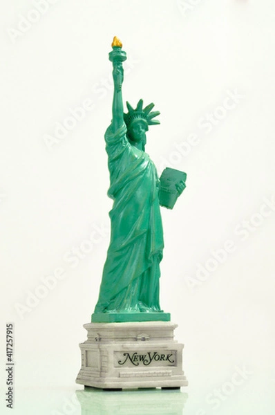 Obraz Statue of liberty freedom national symbol of united states of america new york icon isolated on white background