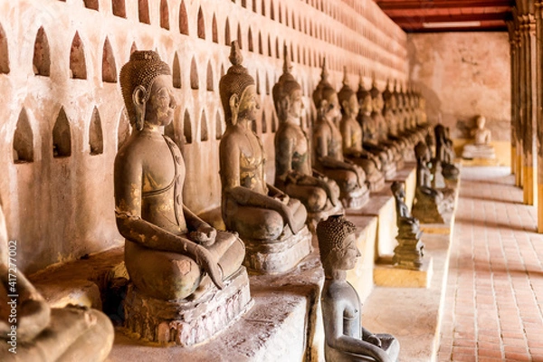 Obraz Old buddhist statues