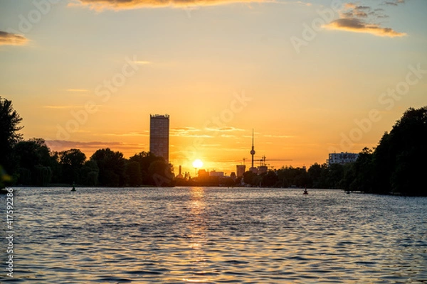 Obraz Sunset over Berlin Treptower Park