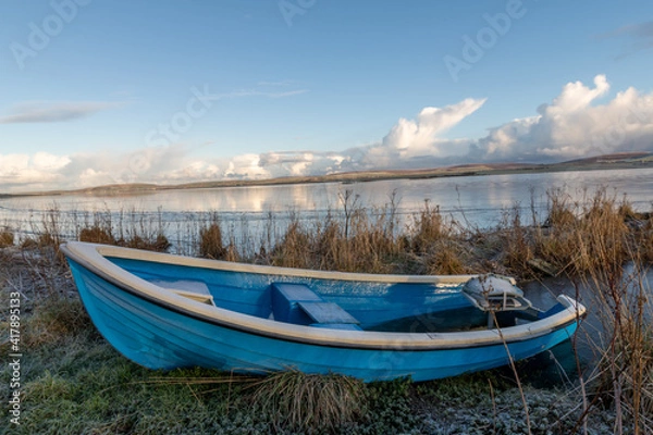 Obraz boat by the lake