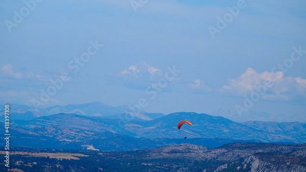 Obraz paragliding in the mountains