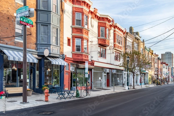 Obraz Looking south on Philadelphia's famous and historic Fabric Row at 4th Street and Fitzwater Street