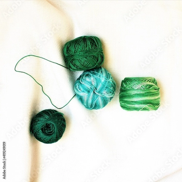 Obraz green embroidery thread skeins