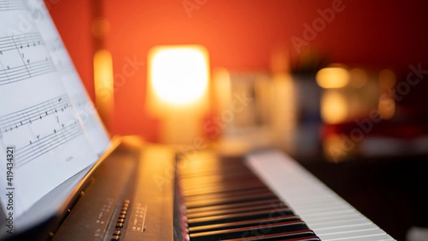 Obraz piano e spartito