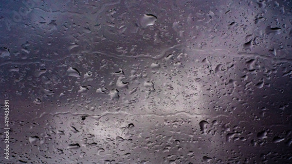 Obraz pioggia vetro