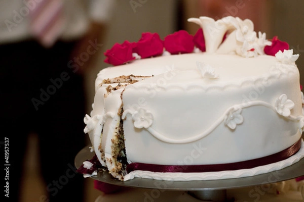 Fototapeta White weeding cake