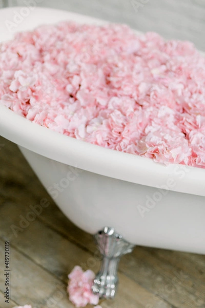 Fototapeta white bathroom with pink hydrangea flowers