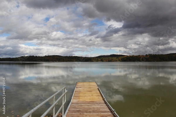 Fototapeta clouds over lake