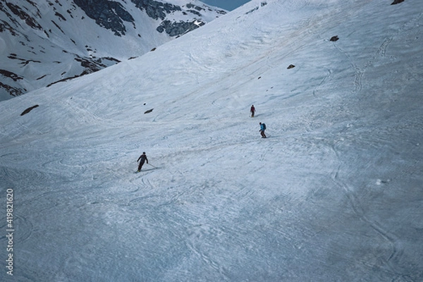 Obraz skiing in the mountains