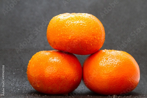 Obraz mandarin, fresh fruit black background