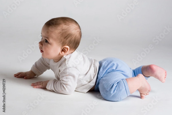 Obraz Baby crowls up