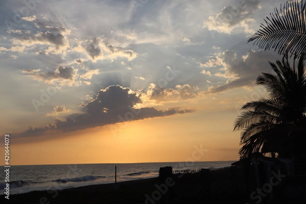 Obraz sun is covered by clouds