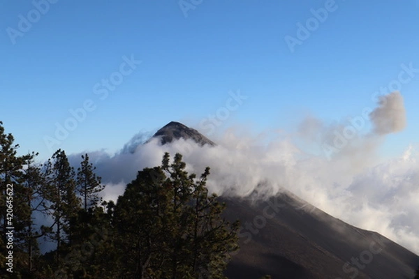 Obraz Volcano in the clouds