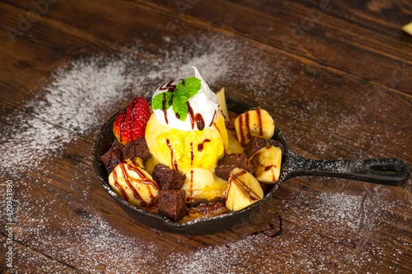 Obraz Cakes, sweets, pancakes and cream