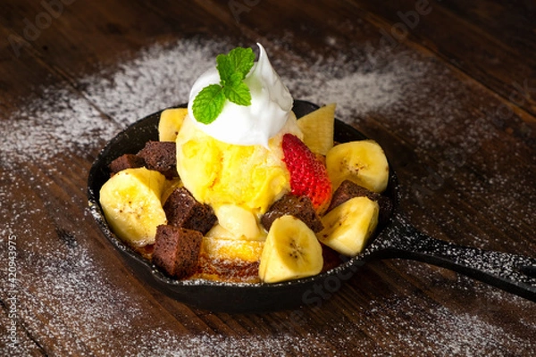 Obraz Cakes, sweets, pancakes and cream