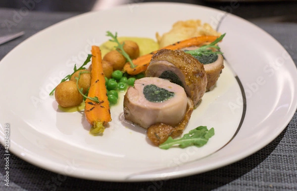 Obraz チキンロール・ほうれん草（イタリアン）