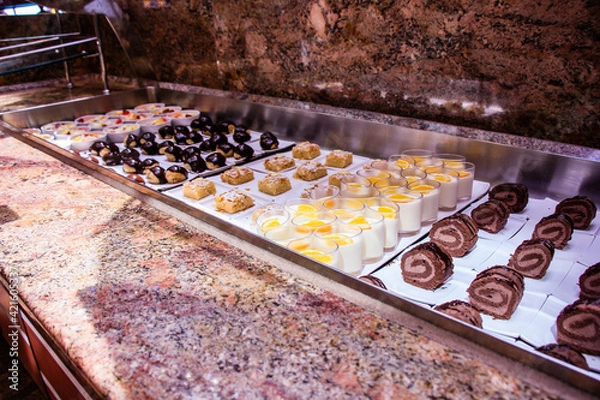 Obraz 181125-1213 buffet