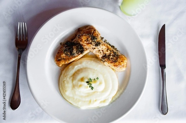 Fototapeta mashed potatoes with chicken