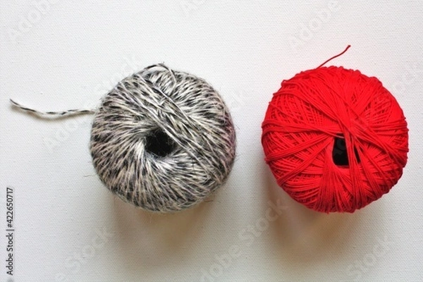 Obraz red and gray skeins