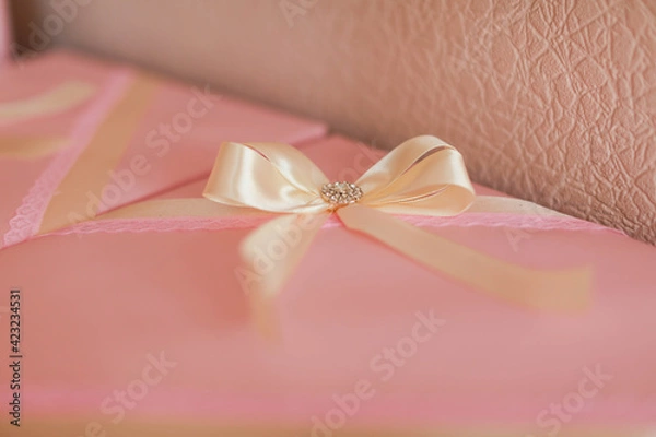 Obraz pink gift box