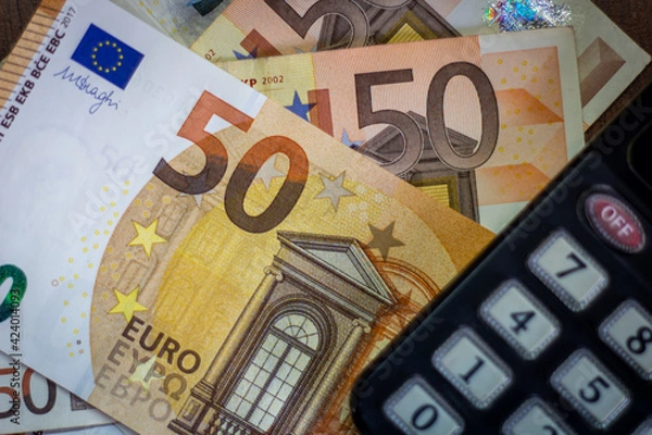 Obraz 50 Euro bills with a calculator