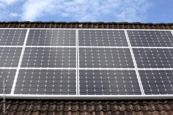 Obraz Solarzellen auf Altbau