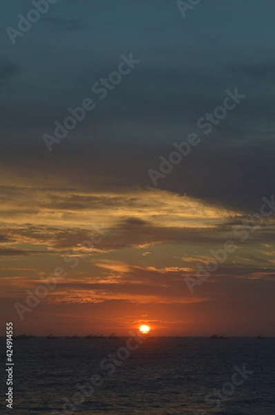 Obraz sunset over the ocean