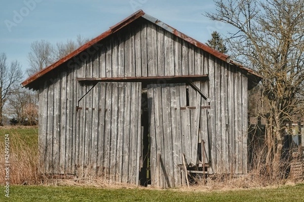 Obraz Holzhütte im Allgäu mit großem Tor