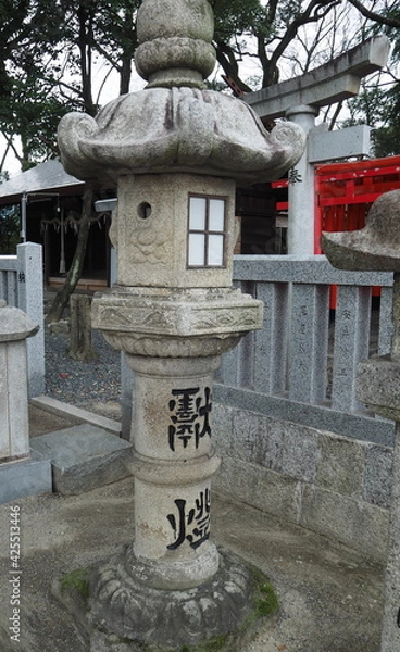 Obraz 田舎にある灯篭