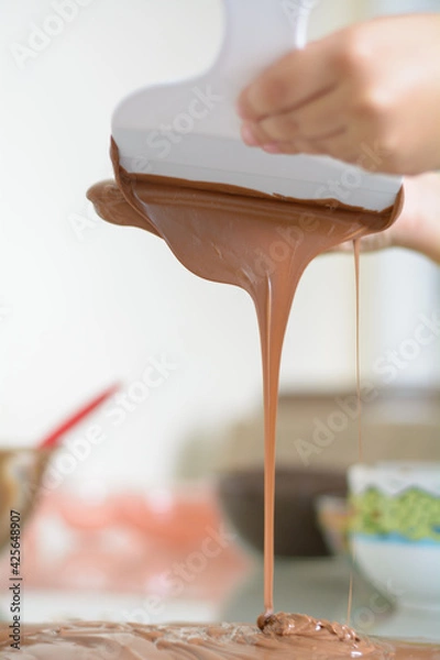 Obraz Temperando chocolate