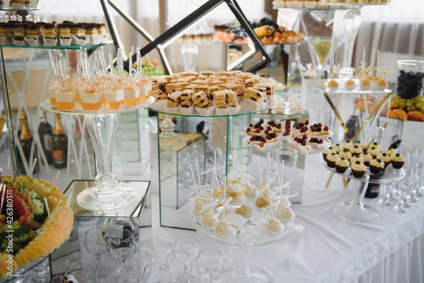 Obraz Many small desserts close together