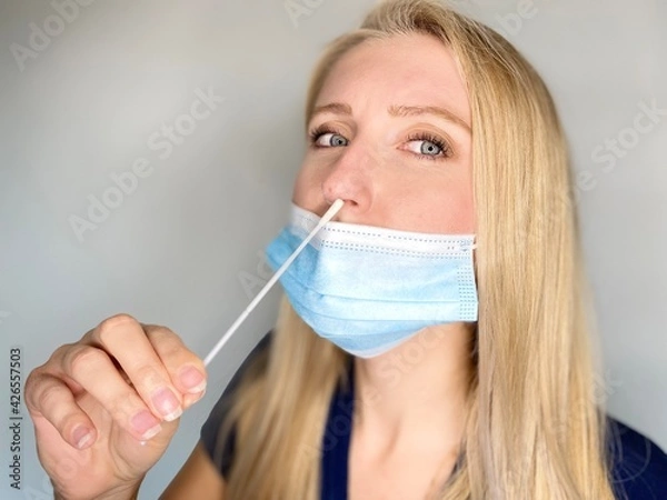 Fototapeta nurse with test