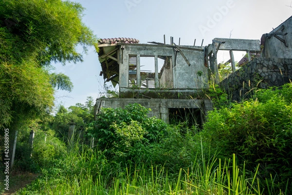 Obraz old abandoned house