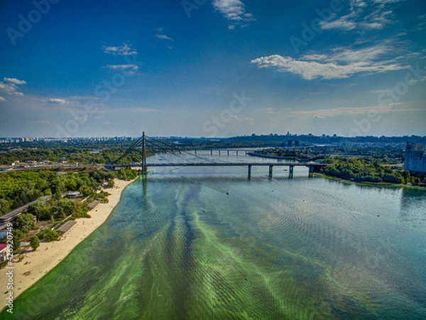 Obraz aerial view of the river in the city