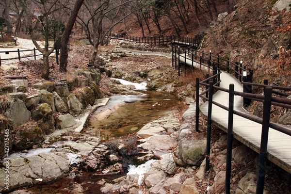 Obraz Scenery of a trail near Jingwansa Temple in Eunpyeong-gu. in Seoul, South Korea. Feb. 9, 2021