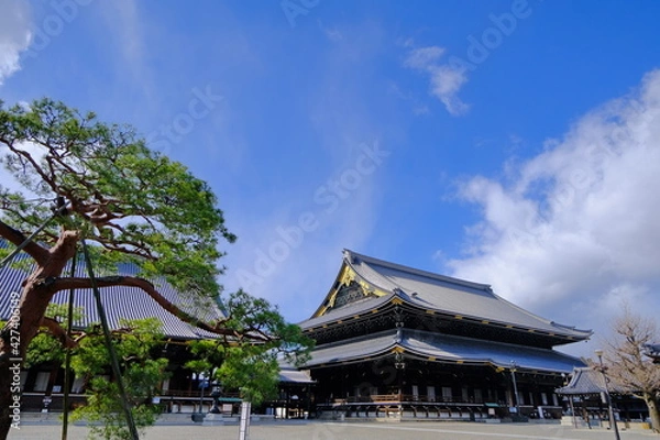 Obraz 古都京都の観光名所　東本願寺の御影堂