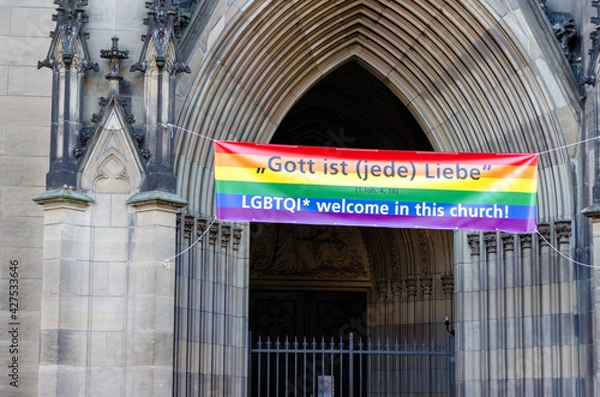 Obraz Gott ist (jede Liebe), LGBTQI* welcome in this church, Elisabethenkirche, Basel, Schweiz