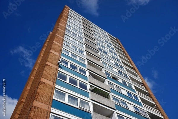 Obraz 1960s high rise apartment tower at Munden View, Garsmouth Way, Watford