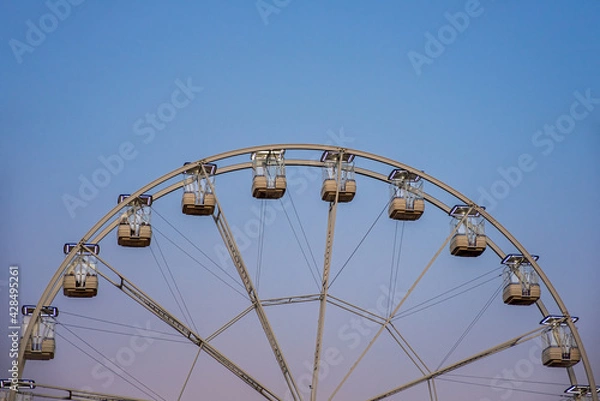 Obraz Amusement park wheel