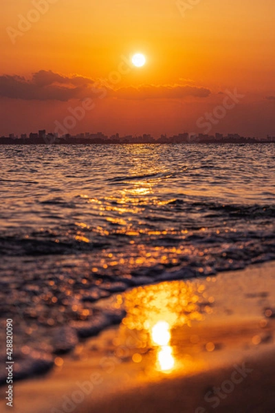 Obraz 夕日の浜辺　幕張の浜