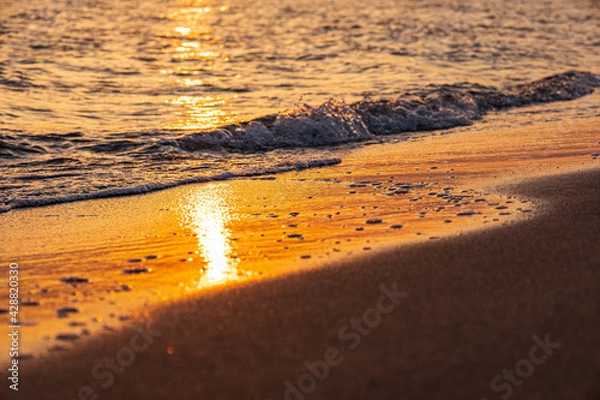 Obraz 夕日の浜辺　幕張の浜